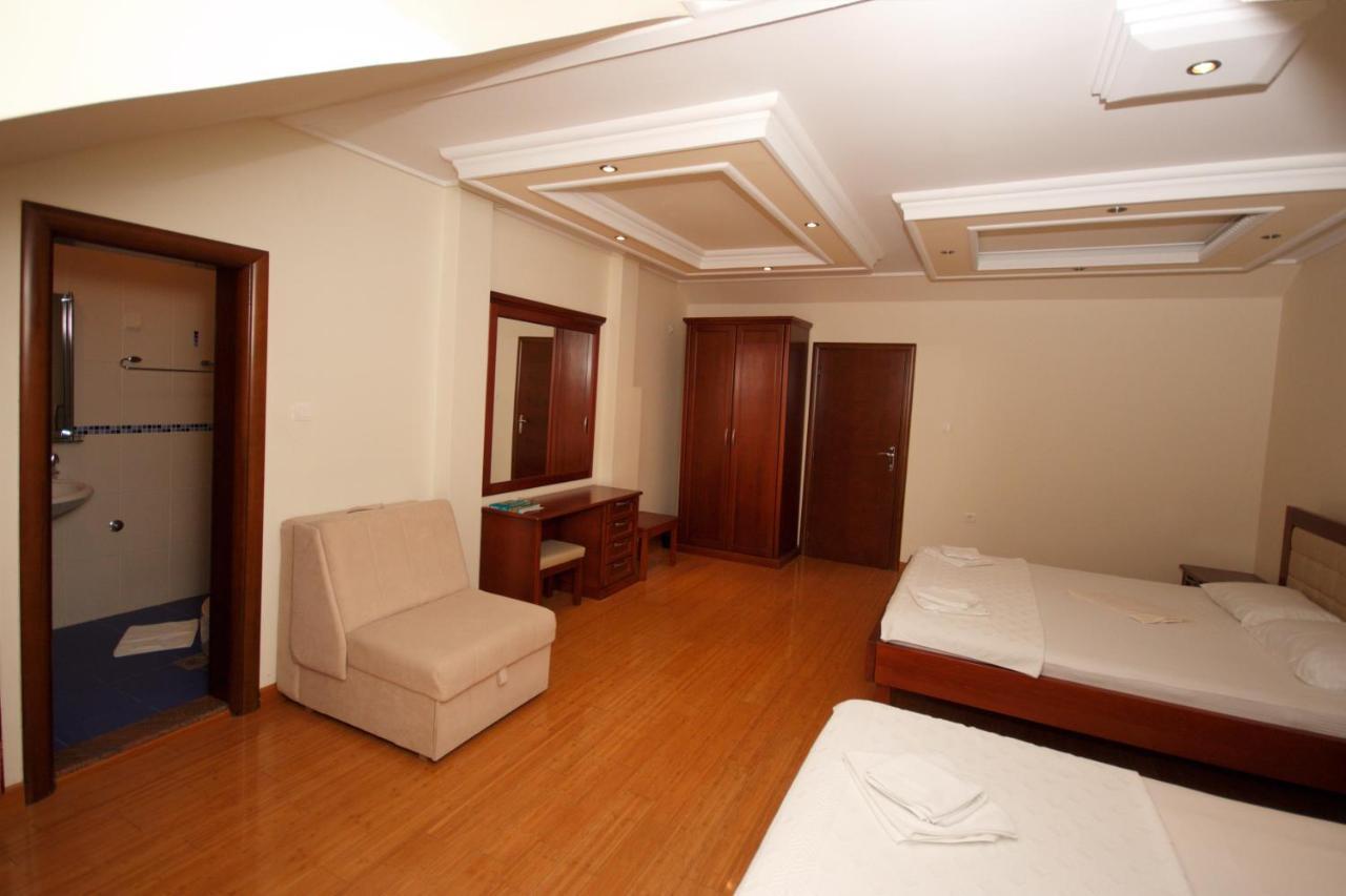 Hotel Rr Herceg Novi Kültér fotó