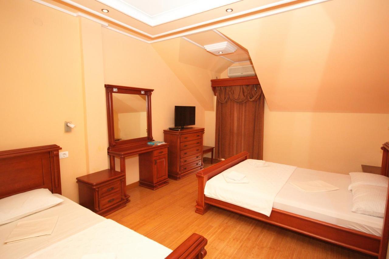 Hotel Rr Herceg Novi Kültér fotó