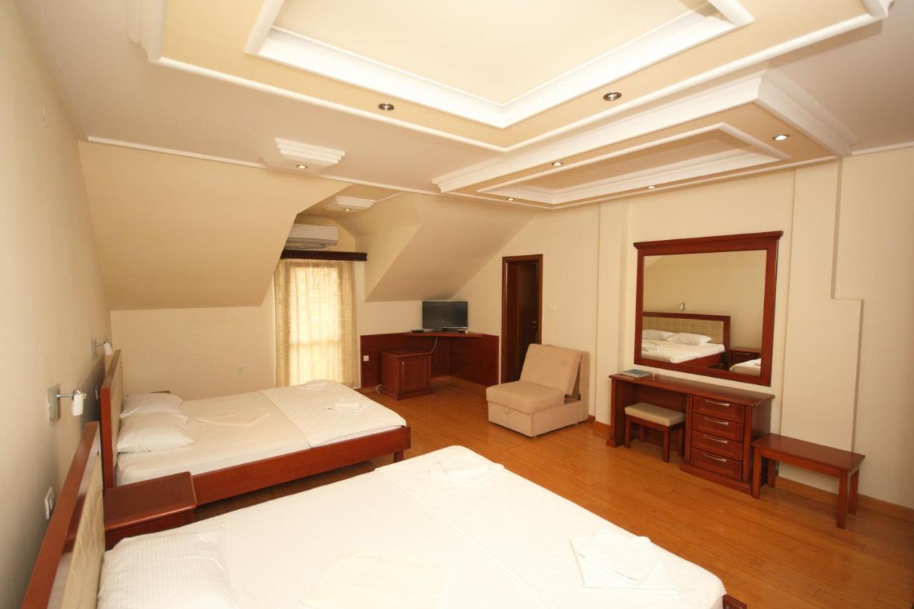 Hotel Rr Herceg Novi Kültér fotó