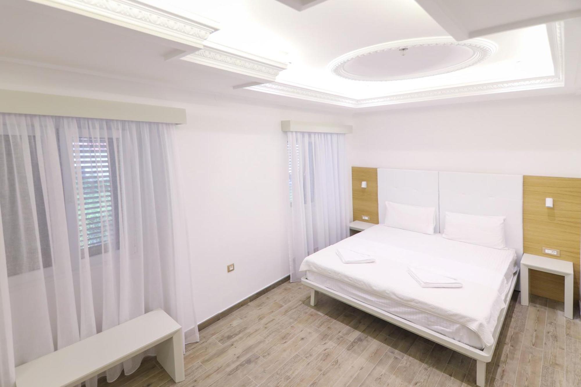 Hotel Rr Herceg Novi Kültér fotó