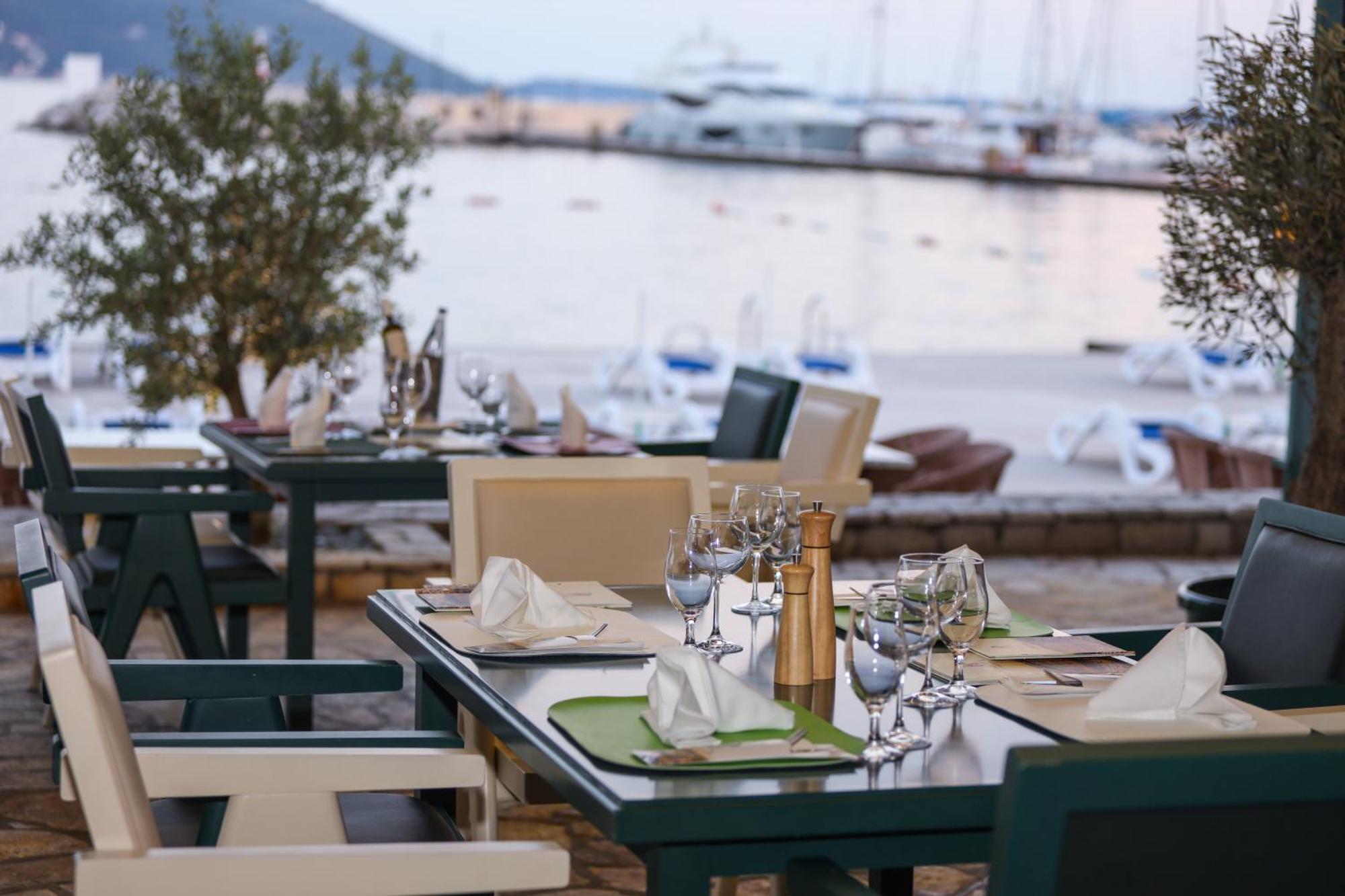 Hotel Rr Herceg Novi Kültér fotó