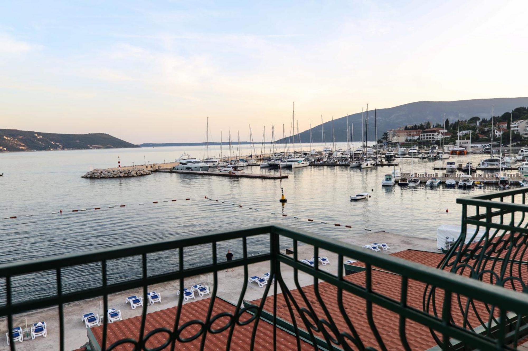 Hotel Rr Herceg Novi Kültér fotó