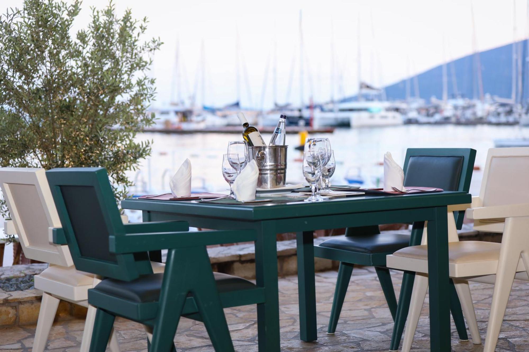 Hotel Rr Herceg Novi Kültér fotó